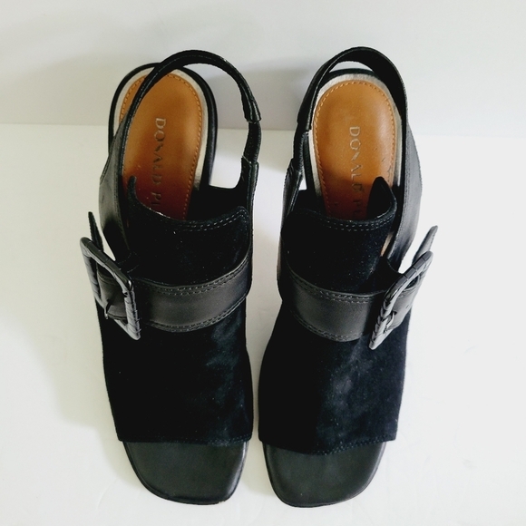 New Donald Pliner Suede Block Heel Sandals, Size 8 - Picture 4 of 7